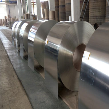 मोटाई 0.3-3.0 मिमी इम्बोस्ड गैल्वेनाइज्ड स्टील कॉइल 3-8 टन चमकदार सतह